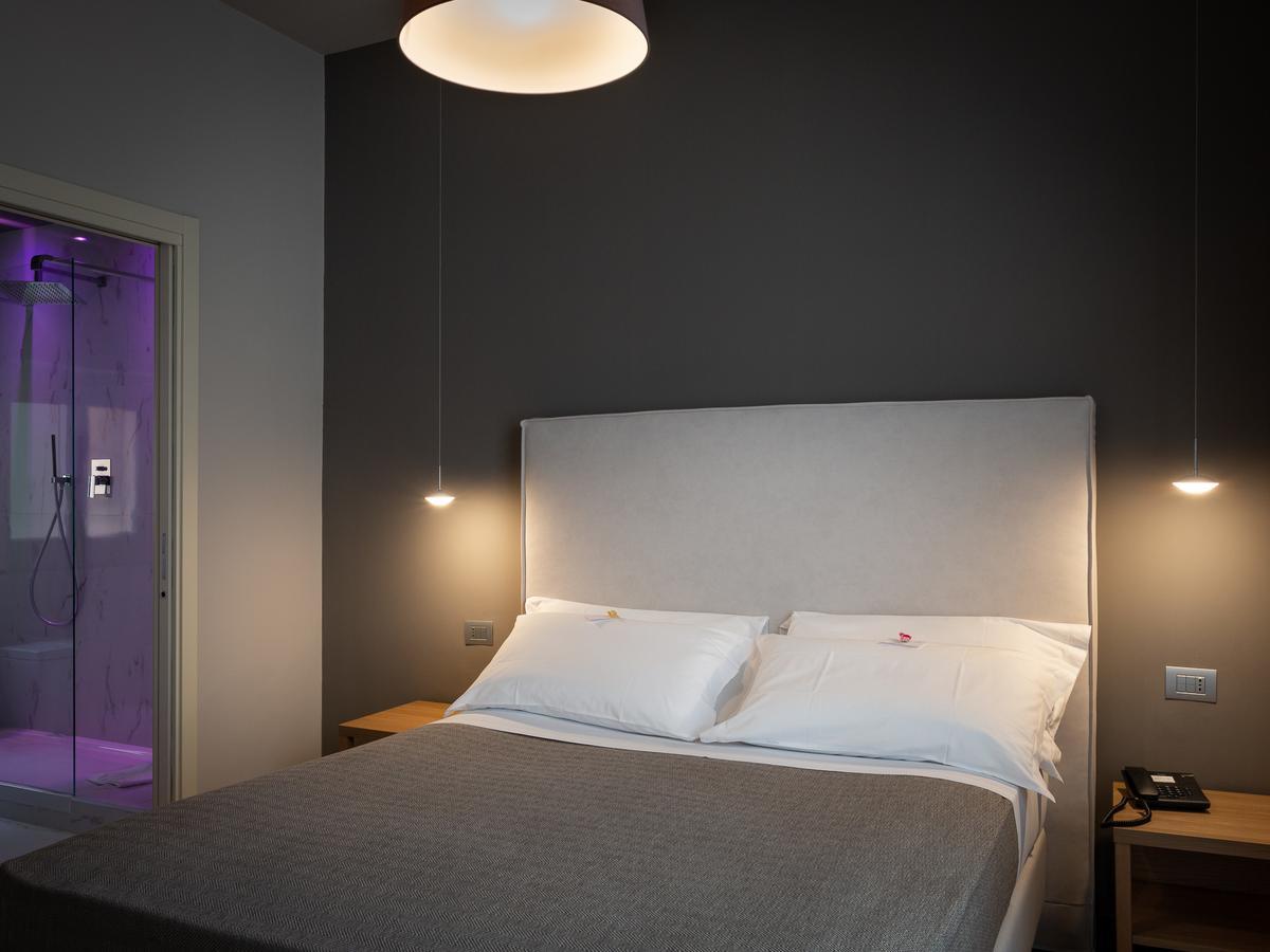 HNN Luxury Suites Gênes Extérieur photo